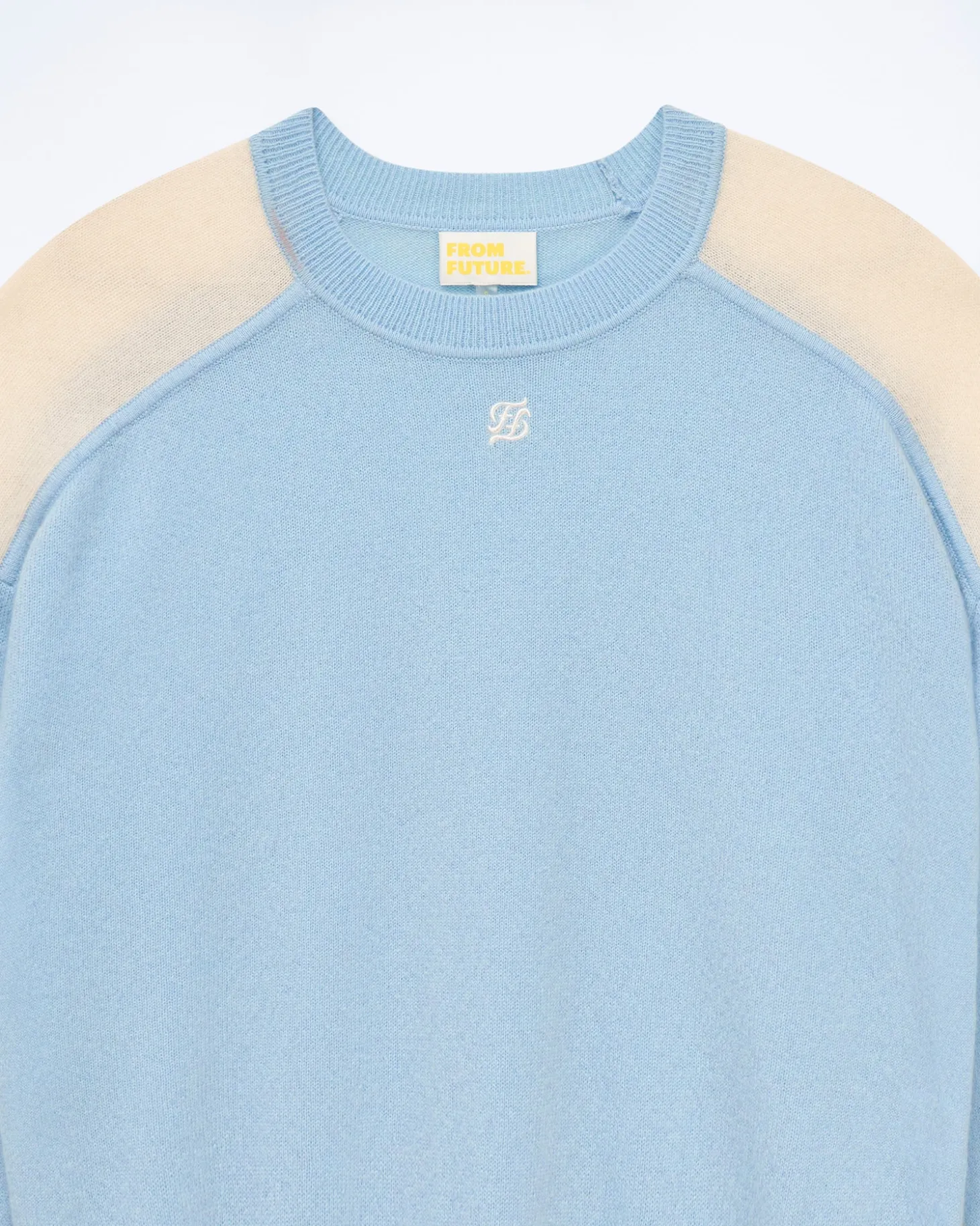 Pull Col Rond Bicolore Et Broderie