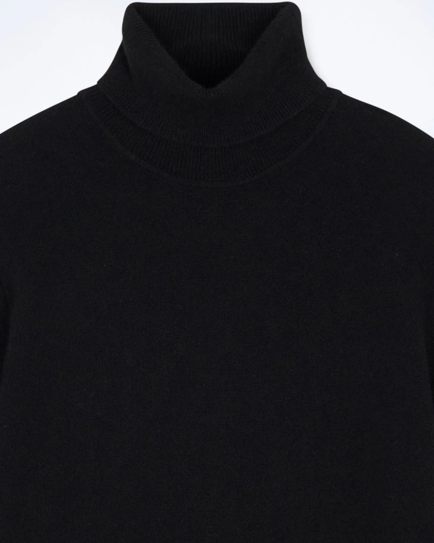 Pull Col Roulé Basique