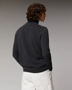 Pull Col V Basique