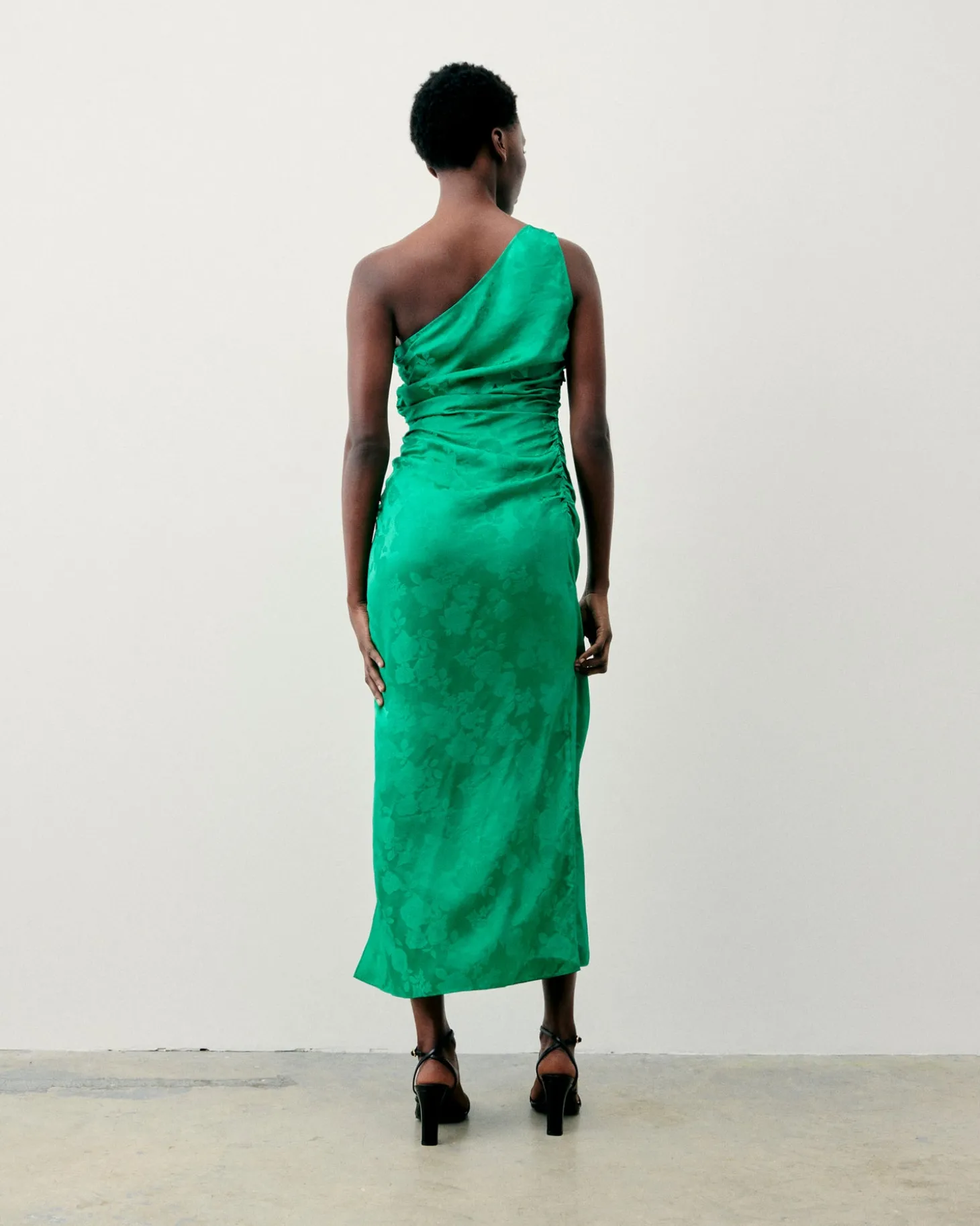 Robe Longue Asymétrique Adele